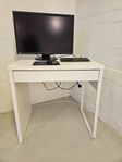 Skrivbord