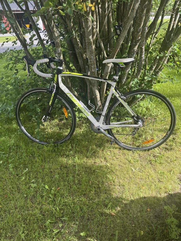 Merida komposite racer