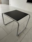 2 st Bauhaus soffbord i krom svart