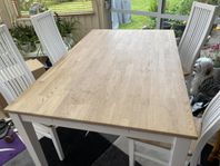 Bord + 4st stolar