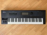 Generalmusic GEM S2 synthesizer