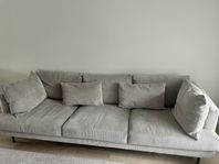 4 sits 