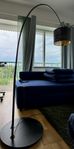 SKAFTET + NYMÖ golvlampa – stilren och modern