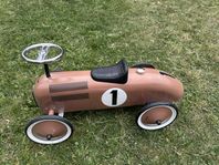 Magni toy car