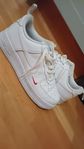 Nike Air Force 1 Low '07 SE 'White Red Mini Swoosh'