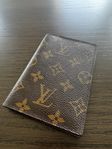 Louis Vuitton passfodral