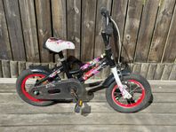 12 svart