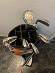 golfbag med lite klubbor