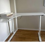 Skrivbord, höj/sänkbart 