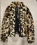Vero Moda leopard jacka storlek S 