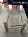 Unikt glasbord i konstnärlig design