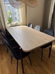 Matgrupp med 6 stolar 