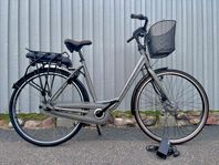 28” Mycket bekväm/stabil Batavus Elcykel med E-Going moto