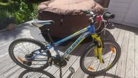 Barncykel CUBE Mountainbike 24 tum