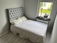 Säng 140 cm med MIO sänggavel