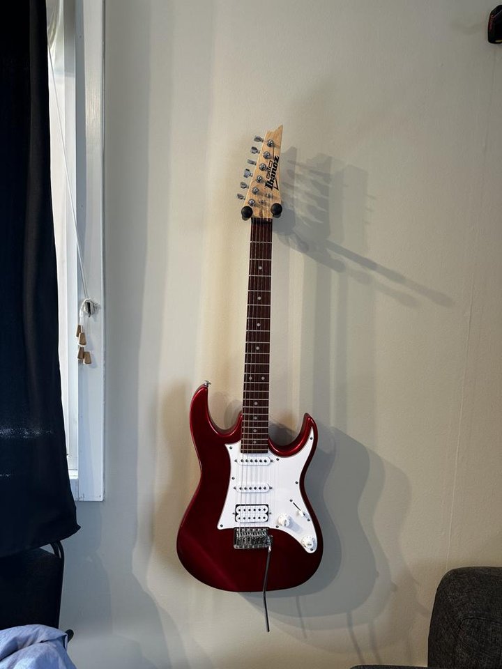 Elgitarr Ibanez Gio 