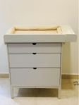 STOKKE Home byrå och skötbord