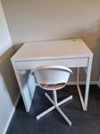 skrivbord och stol