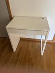Ikea skrivbord bortskänkes
