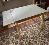 Köksbord 