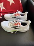 Brooks Ghost 17 -2025
