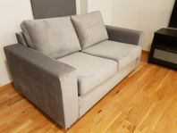 Soffa 2-sits grå