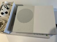  Xbox one S extra 1tb minne i mycket fint skick.