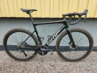 BMC Teammachine SLR 2023 – Ultegra Di2 & Mavic Cosmic