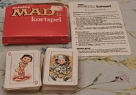 Kortspel "MAD- vadå jag dyster" Komplett med manual Retro 
