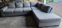Grå soffa med divan