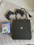 Sony Playstation 4 + 3 spel
