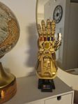 LEGO Infinity gauntlet