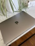 MacBook Pro 256 GB space grey