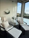 2st poäng fåtöljer från Ikea