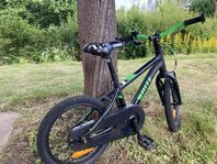 16 tum White XC 160 Lite Barncykel