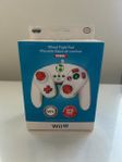 - Wired Fight Pad Yoshi ( Ny) - Wii U