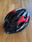 Cykelhjälm Giro