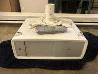 SANYO Projektor och motordriven duk