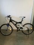 Mountainbike Shark 21 växlar