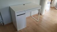 Skrivbord (IKEA Micke)