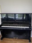 piano från Gefle Pianofabrik skänkes