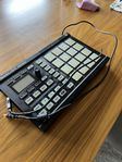 Maschine Mikro MK1, sparsamt använd