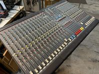 ljudmixer AllenHeath gl2200. 