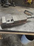 hydrauliskt maskinskruvstycke