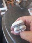 In ear 2 hörlurar