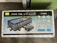 Exit pool 5,4*2,5*1,22 m + en extra oanvänd liner i kartong