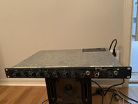 SHURE SCM810E