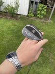 Cleveland 588 Tour Action Gun Metal Wedge 60° med stålskaf