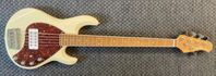 Music Man StingRay 5 30th Anniversary (FYND)