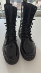Dr Martens Jadon High utgången modell - nästan nya